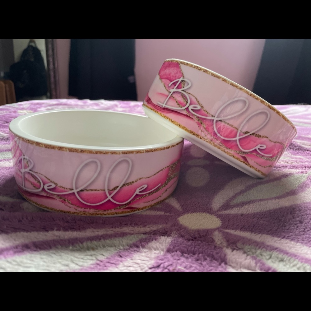 Small pink “belle” dog bowl (set of 2)